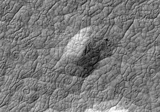 Необычные узоры на поверхности Марса