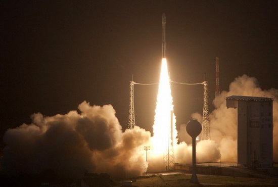 Первый запуск европейской ракеты Вега