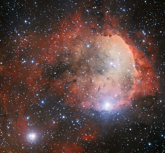 Туманность NGC 3324 и Альфред Хичкок
